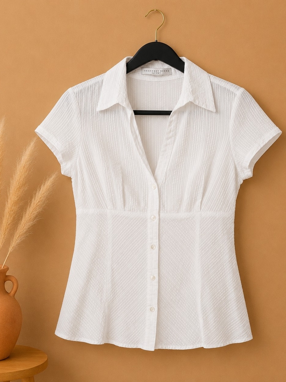 Geoffrey Beene White Textured Short-Sleeve Button Blouse